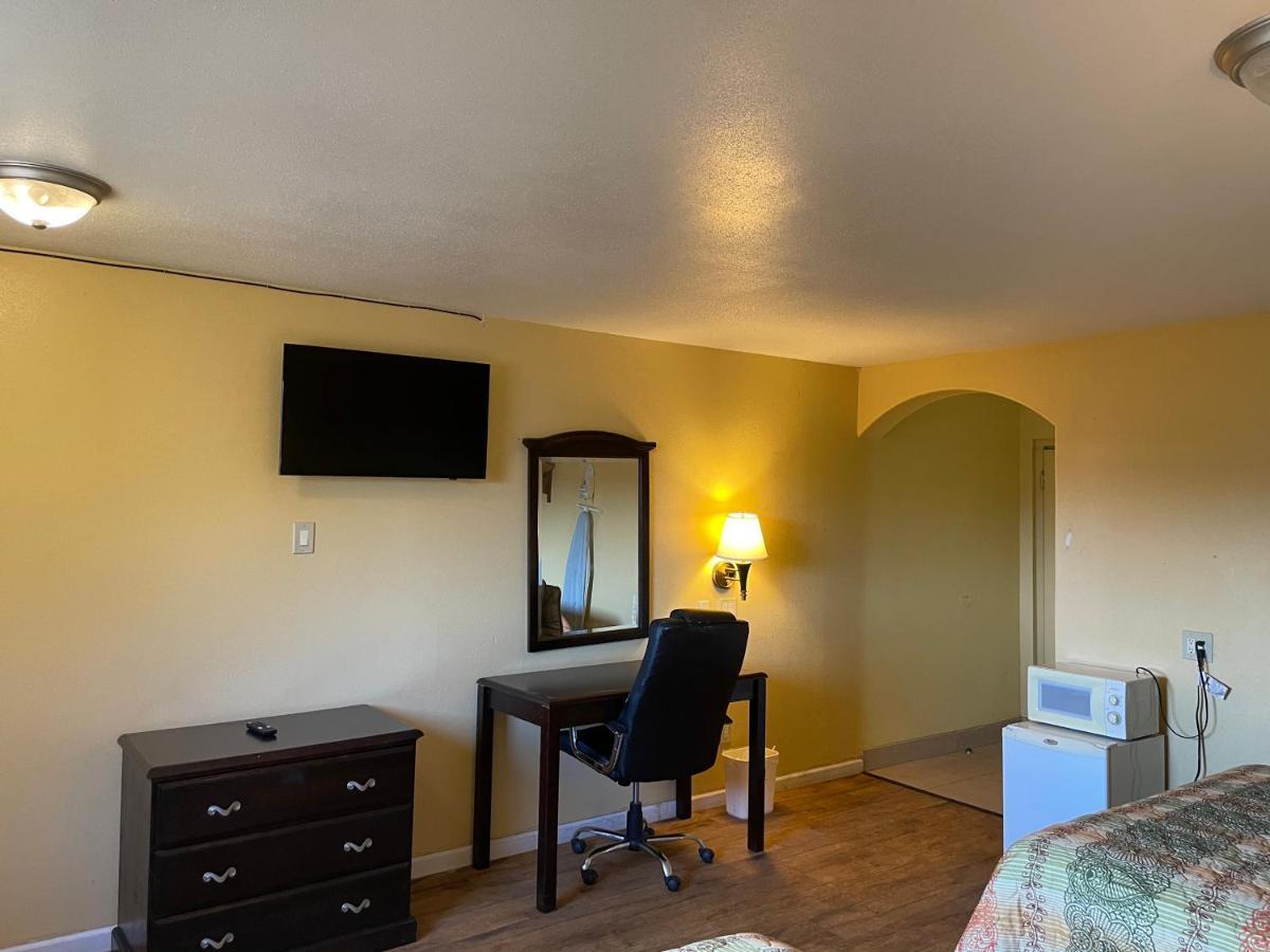 Dilley Executive Inn Экстерьер фото