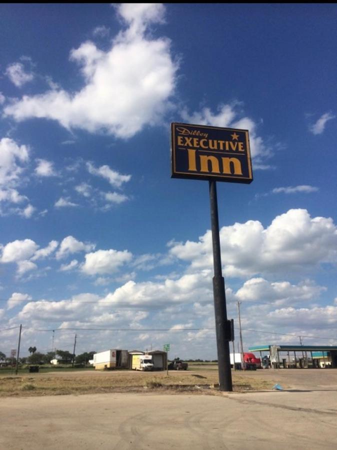 Dilley Executive Inn Экстерьер фото